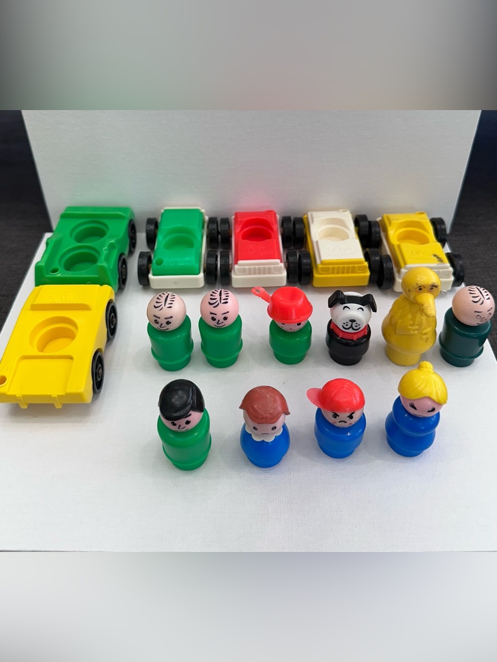 Fisher-Price Vintage Little People Cars and Figures Lot Green & Yellow